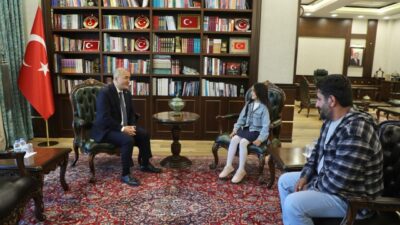 Elazığ Valisi Numan Hatipoğlu, vali olma hayali olan 10 yaşındaki