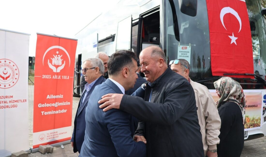 Erzurum'da 36 şehit yakını "Kahramanların İzinde Anadolu" projesi kapsamında dualarla