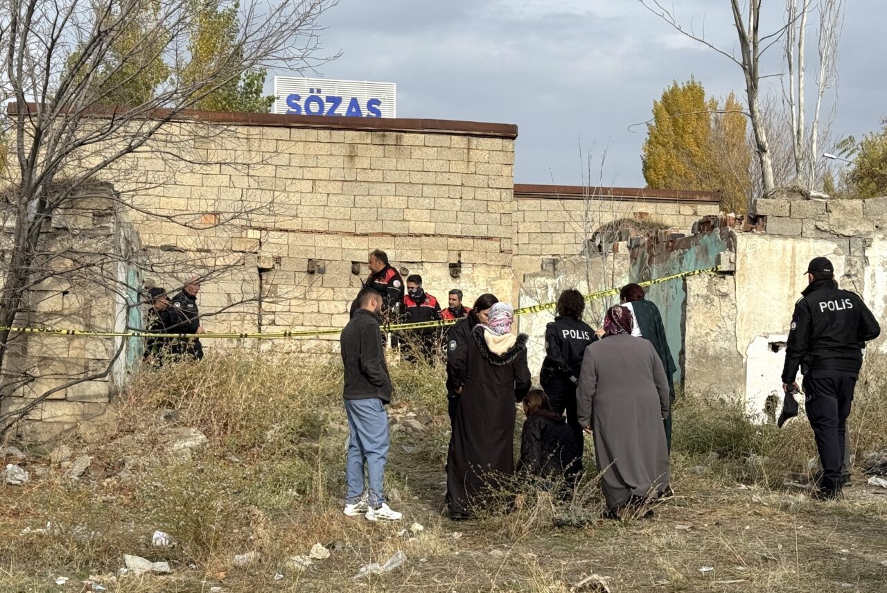 Erzurum'un merkez Yakutiye ilçesinde metruk binada 1 kişi ölü bulundu.