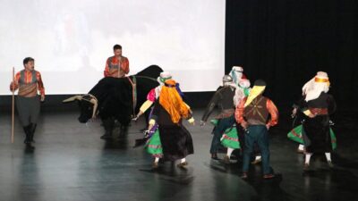 İzmir Kültür Yolu Festivali kapsamında kentin simgesel yapılarından İzmir Saat