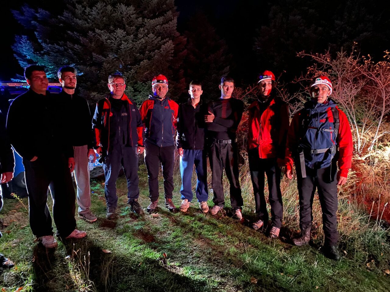 Son dakika: Bursa Uludağ'da ormanda kaybolan 4 genç, ekiplerin çalışmasıyla