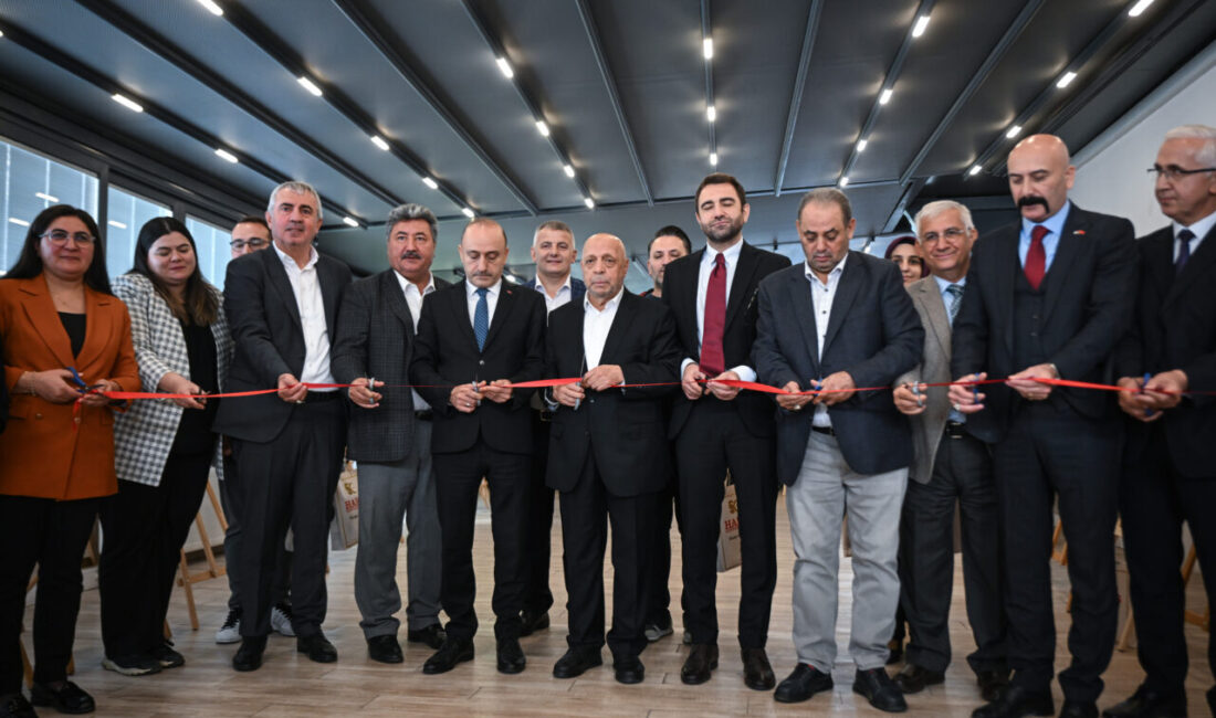 HAK-İŞ Genel Başkanı Mahmut Arslan, mevcut Asgari Ücret Tespit Komisyonu