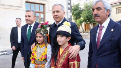  İçişleri Bakanı Ali Yerlikaya, Kilis Valiliğini ve esnafı ziyaret etti.