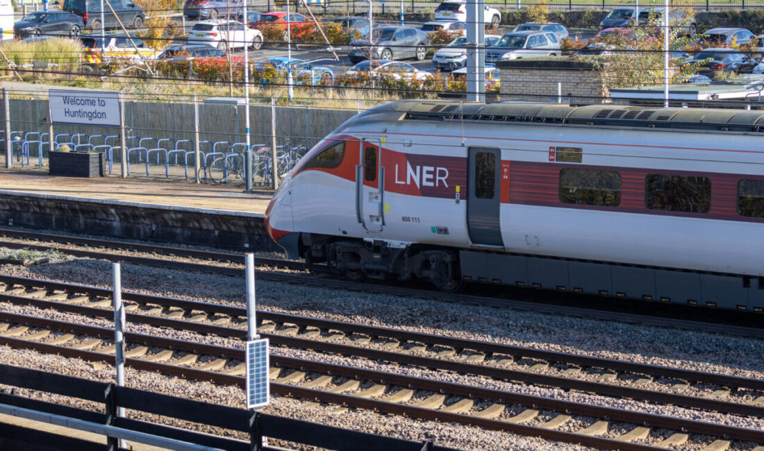 İngiltere Ulaştırma Polisi (BTP), Huntingdon kentindeki trende dün gece yaşanan