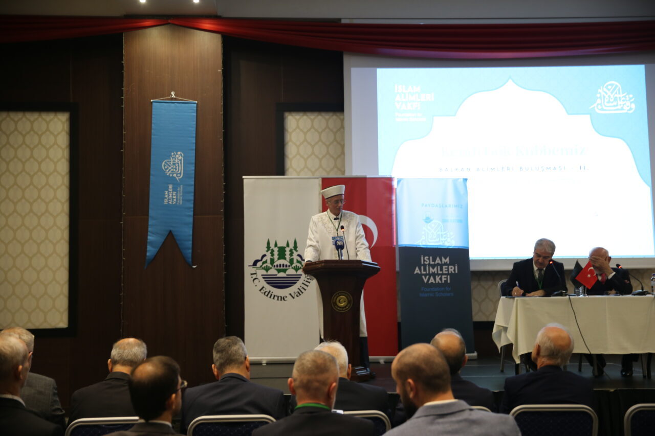 İskeçe Seçilmiş Müftüsü Mustafa Trampa, Balkanlar'a yönelik bilimsel çalışmaların kapsamlı