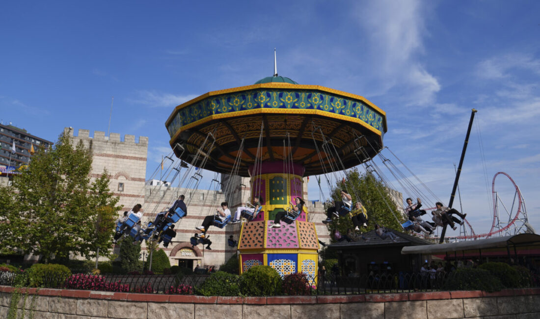 İstanbul'da ara tatilin başlamasıyla birlikte aileler çocuklarıyla beraber kent genelindeki