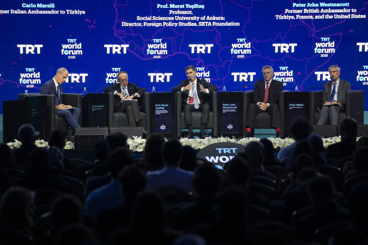 İstanbul’da düzenlenen TRT World Forum 2025 kapsamında, Türkiye’nin savunma sanayisi