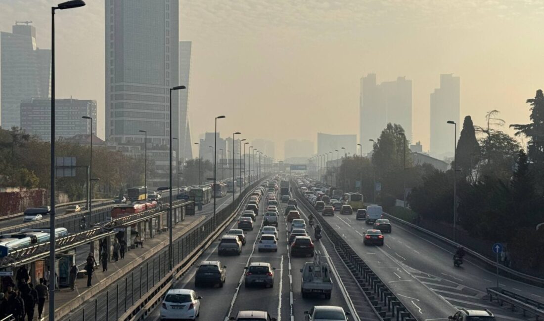  İstanbul'da haftanın ilk iş gününde ana arter, cadde ve yollardaki