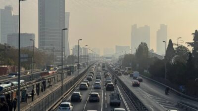  İstanbul'da haftanın ilk iş gününde ana arter, cadde ve yollardaki