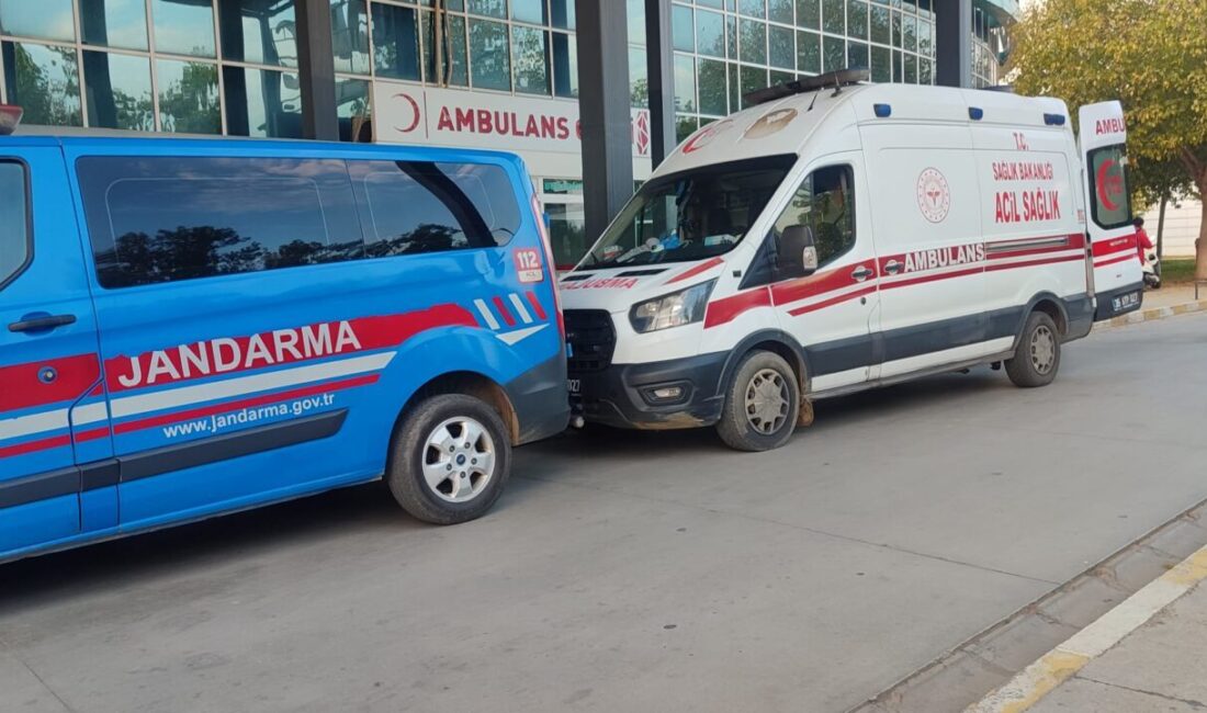 İzmir'in Ödemiş ilçesinde devrilen traktörün sürücüsü öldü.