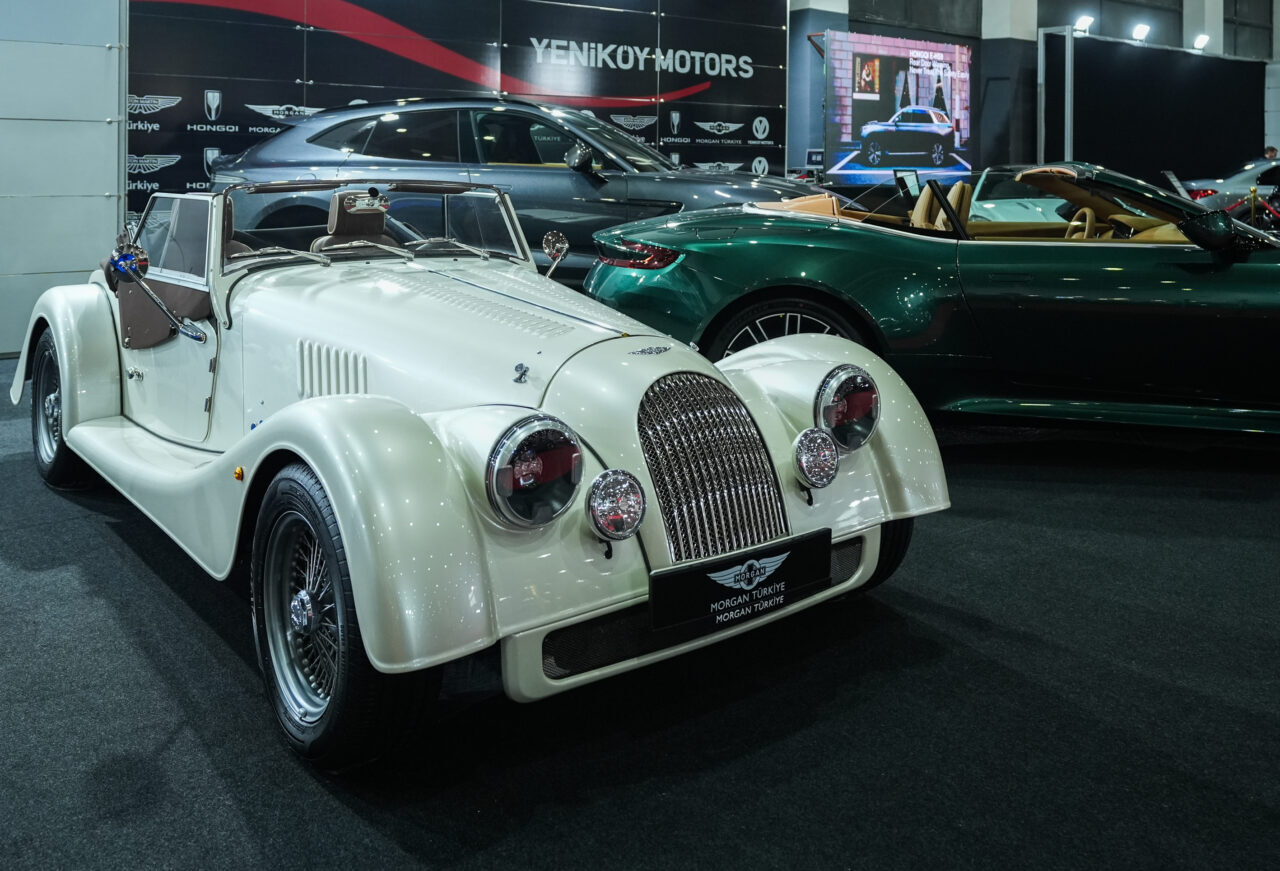 İzmir'de hibrit araç, klasik otomobil, motosiklet, ağır vasıta, yedek parça