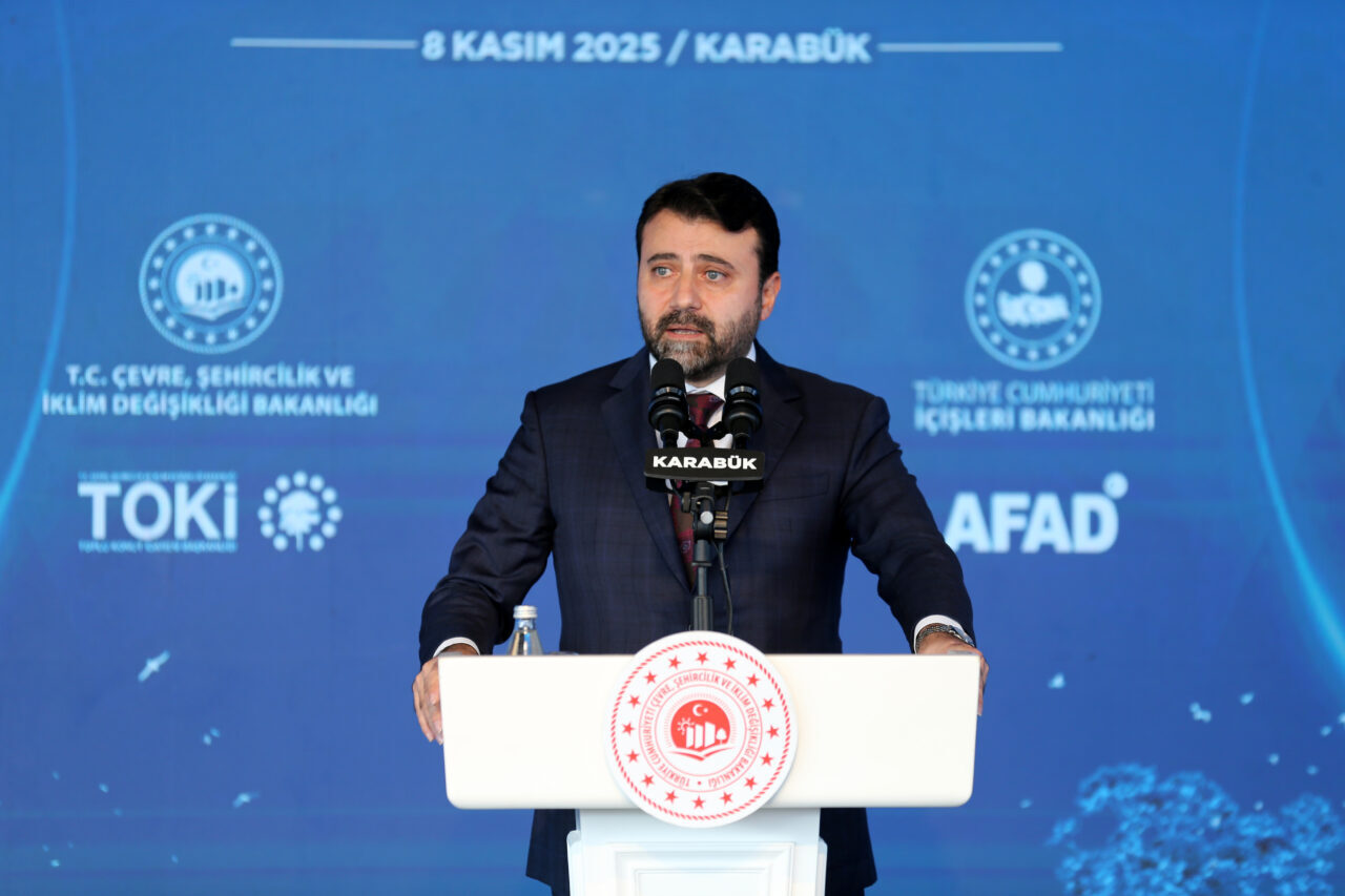  Karabük'te, temmuz ayında çıkan, hava ve karadan yapılan müdahaleler sonucunda