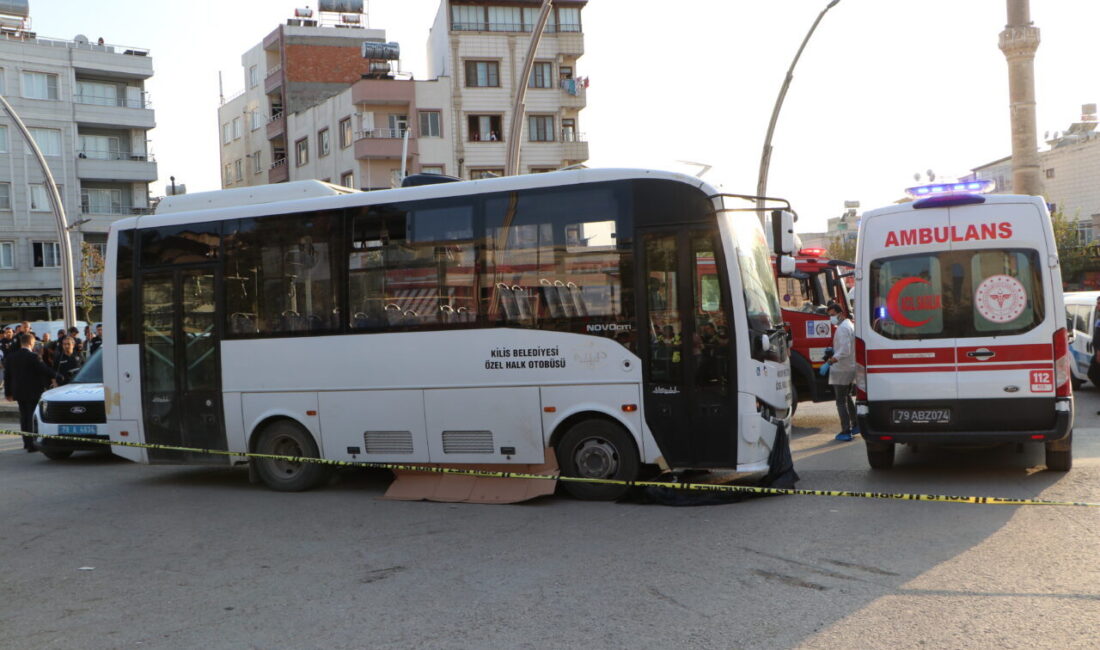 Kilis'te halk otobüsünün çarptığı kadın öldü.