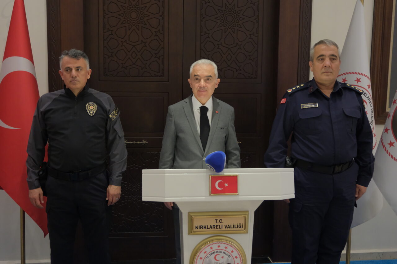 Kırklareli Valisi Uğur Turan, düzensiz göçle mücadele kapsamında ekim ayında