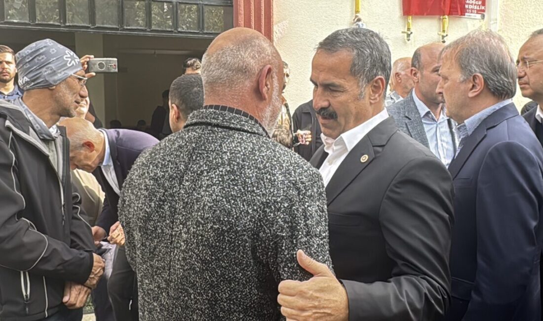 Kocaeli’nin Dilovası ilçesindeki bir kozmetik fabrikasında çıkan yangında yaşamını yitiren