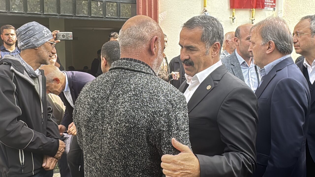 Kocaeli’nin Dilovası ilçesindeki bir kozmetik fabrikasında çıkan yangında yaşamını yitiren