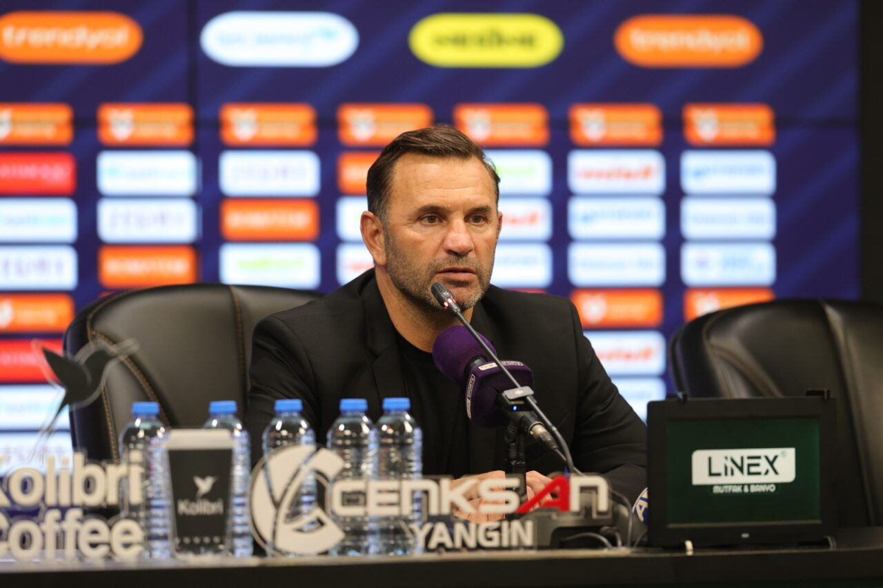 Trendyol Süper Lig'in 12. haftasında Kocaelispor'a deplasmanda 1-0 yenilen Galatasaray'ın