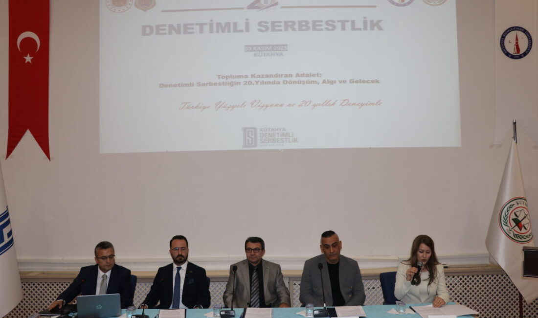 Kütahya Cumhuriyet Başsavcılığı ile Kütahya Dumlupınar Üniversitesi (DPÜ) işbirliğiyle "Topluma