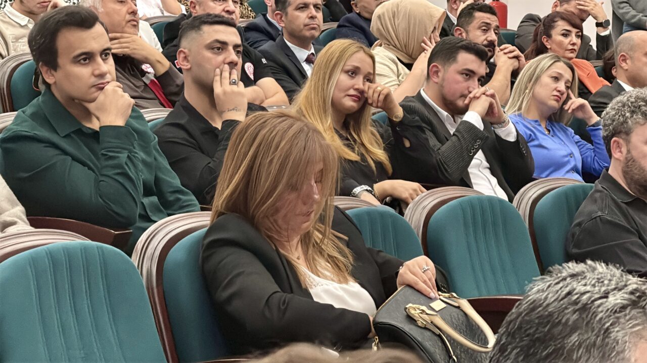 Bolu'da "2-8 Kasım Lösemili Çocuklar Haftası" kapsamında düzenlenen etkinliğe katılan