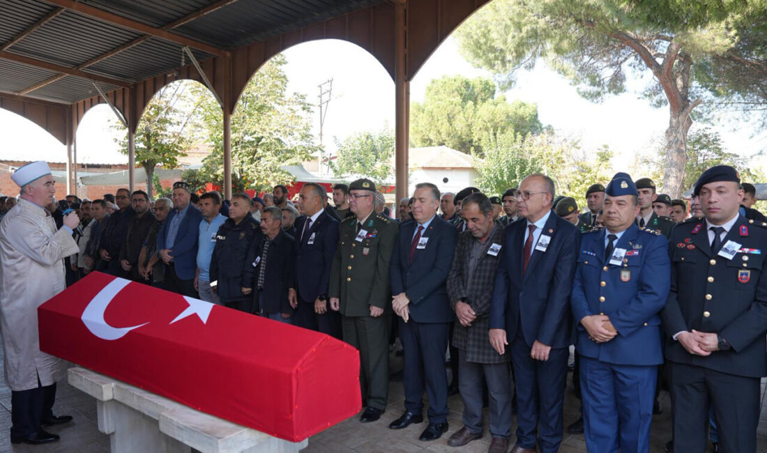 Manisa'nın Turgutlu ilçesinde 95 yaşında hayatını kaybeden Kore gazisi Osman