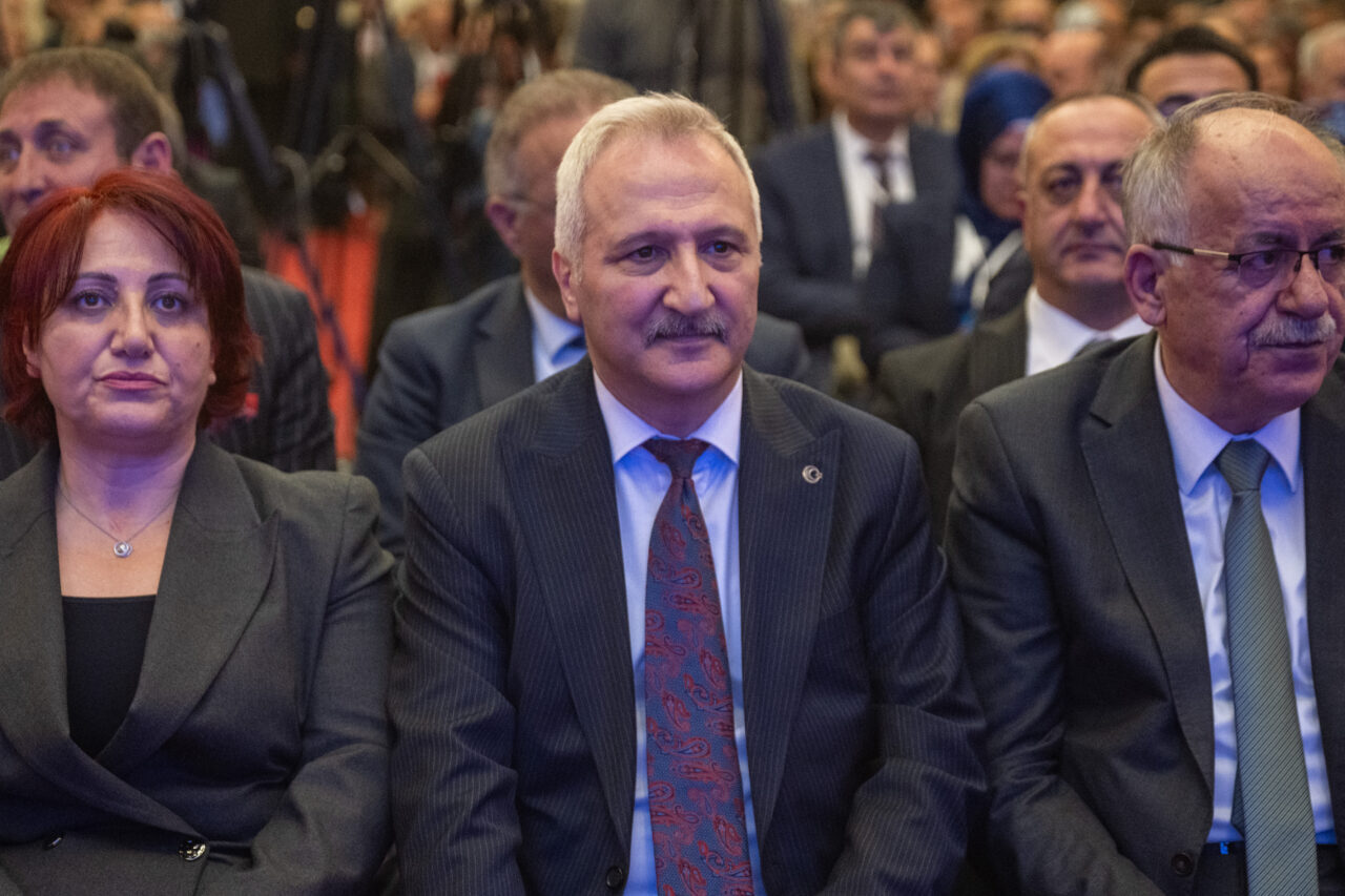 MHP tarafından "Sağlıkta Yeni Bir Bakış, Geleceğe Güçlü Adım" temasıyla