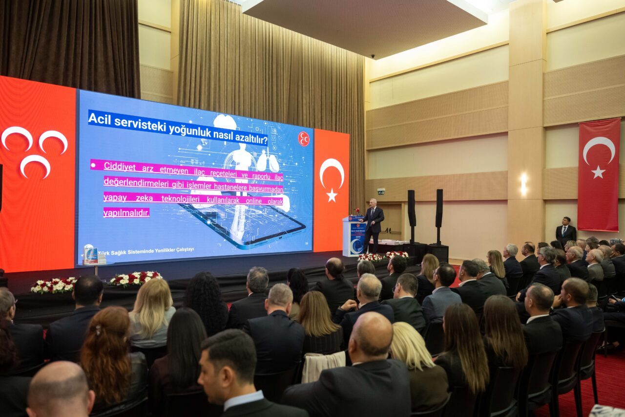  MHP tarafından "Sağlıkta Yeni Bir Bakış, Geleceğe Güçlü Adım" temasıyla
