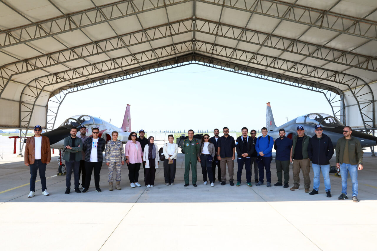  Milli Savunma Bakanlığı Basın ve Halkla İlişkiler Müşavirliğinin basın mensuplarına