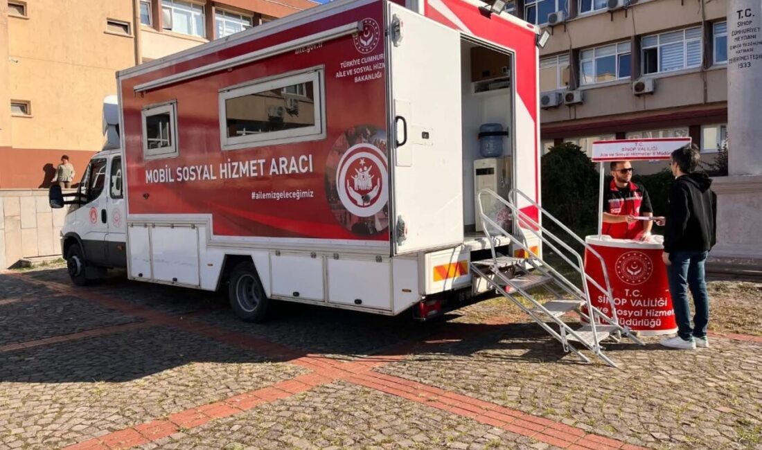 Aile ve Sosyal Hizmetler Bakanı Mahinur Özdemir Göktaş, sosyal hizmet