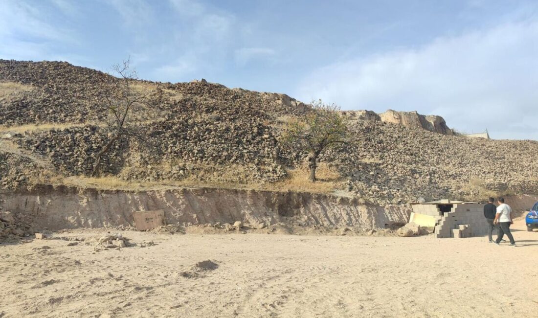 Nevşehir'de kayıtlarda bulunmayan yer altı şehrinde kaçak kazı yapan 2