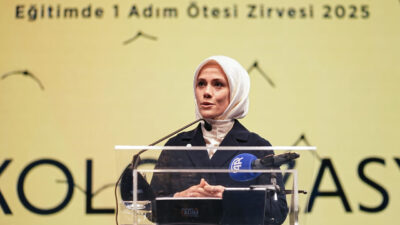 NUN Eğitim ve Kültür Vakfının "Eğitimde 1 Adım Ötesi Zirvesi"nde