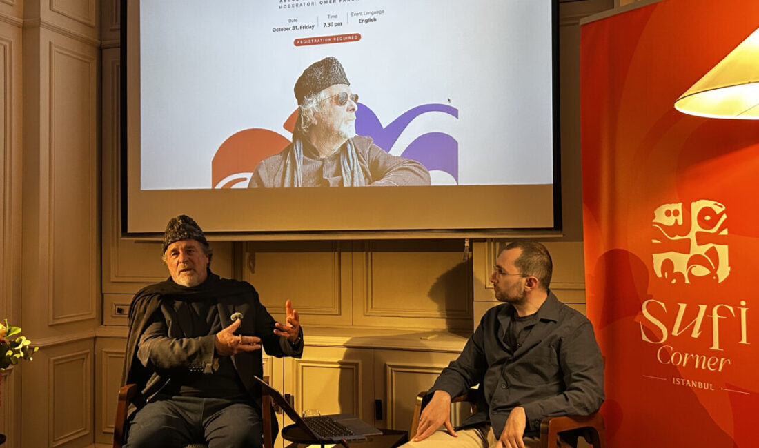 Genç yaşta tasavvufa yönelerek bu alanda pek çok sinema filmi