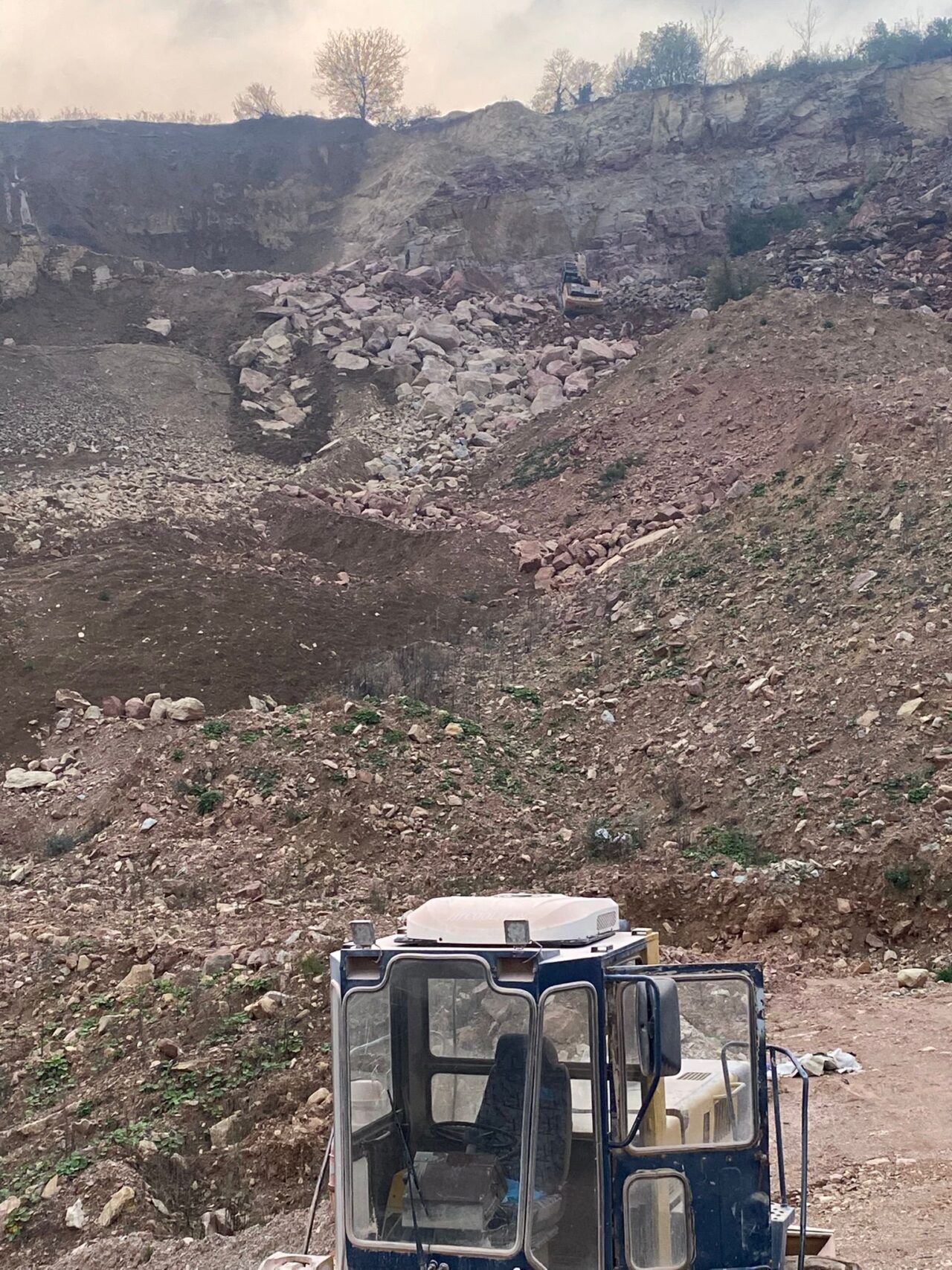  Ordu Valisi Muammer Erol, Fatsa ilçesindeki taş ocağı şantiyesinde meydana