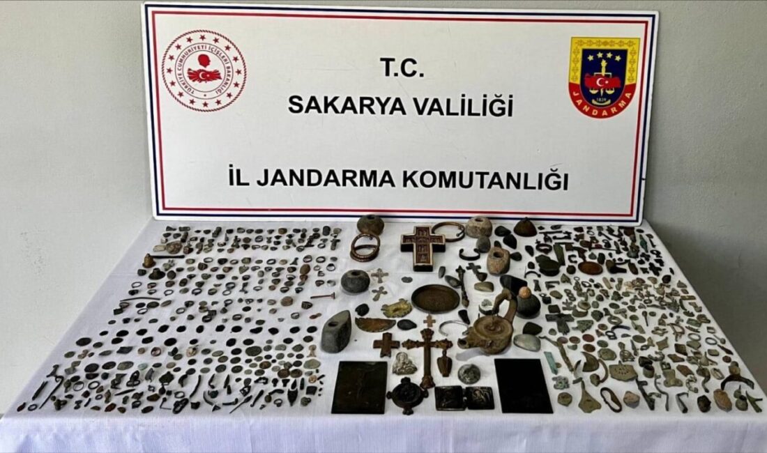  Sakarya'da düzenlenen operasyonda Bizans dönemine ait olduğu değerlendirilen 589 eser
