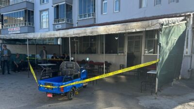 Samsun'un Bafra ilçesinde silahlı saldırı sonucu 2 kişi yaralandı.