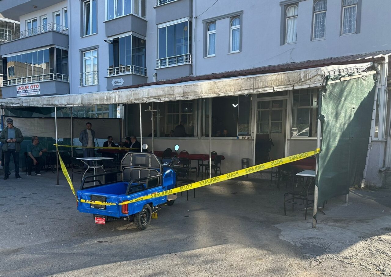 Samsun'un Bafra ilçesinde silahlı saldırı sonucu 2 kişi yaralandı.