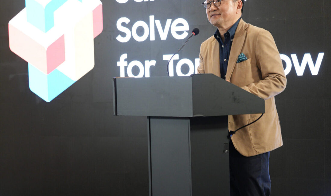 Samsung'un Habitat Derneği işbirliğiyle 2021'den bu yana Türkiye'de yürüttüğü, gençleri