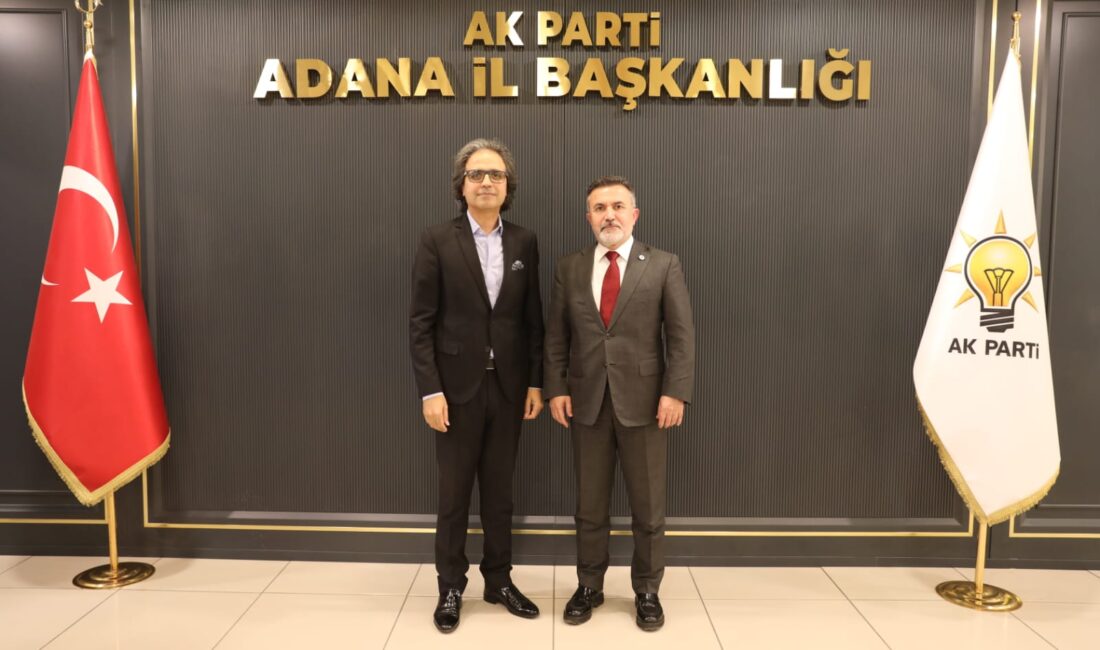 Gazeteci ve TV program yorumcusu Selahattin Sekin, AK Parti Adana