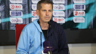 Trendyol 1. Lig'in 12. haftasında Sivas 4 Eylül Stadyumu'nda oynanan