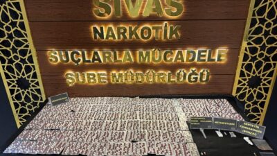 Sivas'ta düzenlenen uyuşturucu operasyonunda gözaltına alınan 4 şüpheliden biri tutuklandı.