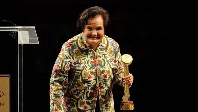 Müzik eğitimcisi, Türk sanat müziğinde "hocaların hocası" olarak anılan sanatçı