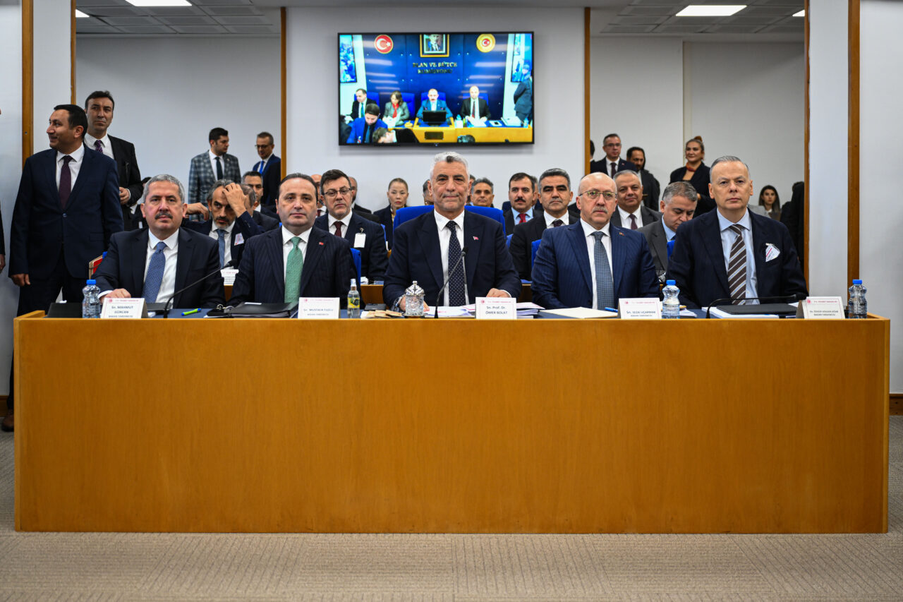 TBMM Plan ve Bütçe Komisyonu'nda Ticaret Bakanlığının 2026 yılı bütçesinin