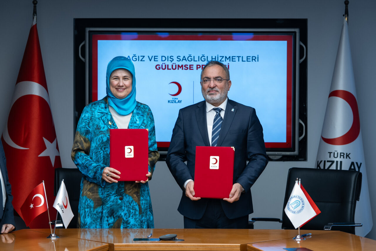  Türk Kızılay ile Ankara Yıldırım Beyazıt Üniversitesi (AYBÜ) Diş Hekimliği