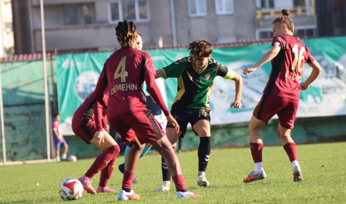 -  Turkcell Kadın Futbol Süper Ligi'nin 7. haftasında Galatasaray GAİN,