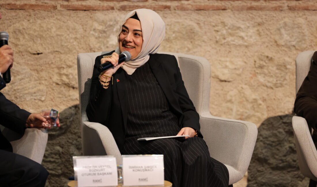  1 Kasım Dünya Yazarlar Günü dolayısıyla bu yıl ilki düzenlenen