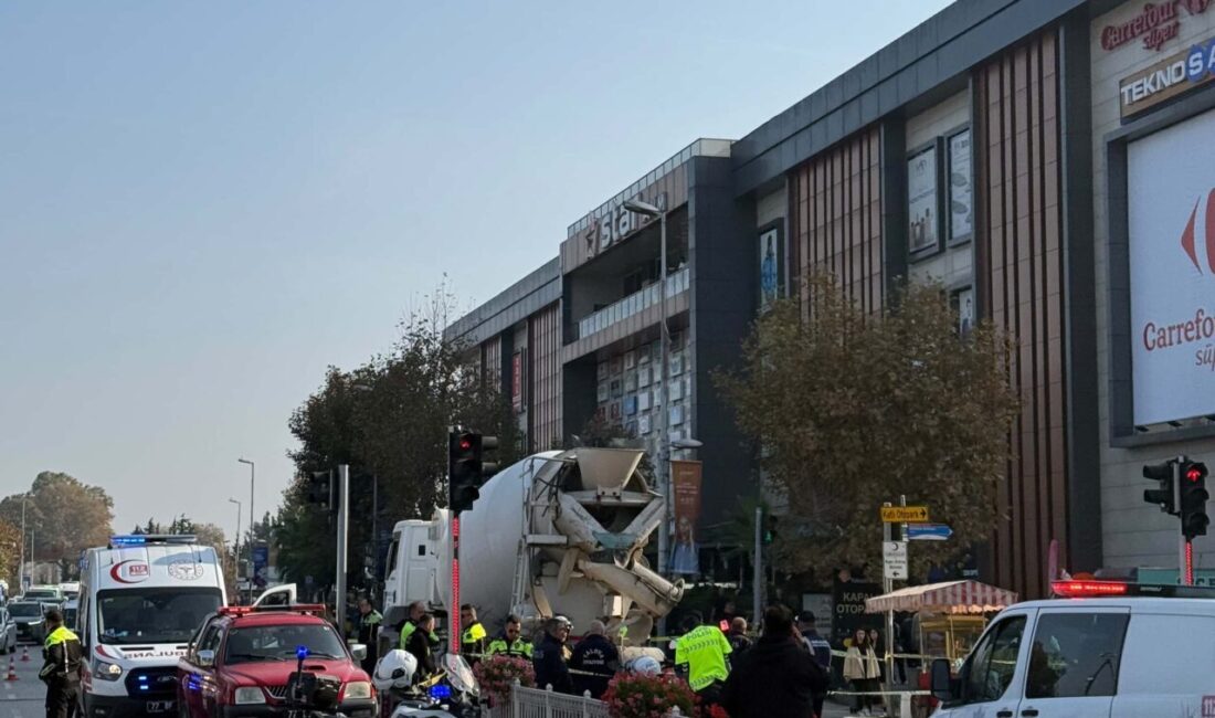 &nbsp; Y.D. (28) yönetimindeki 16 BBC 24 plakalı beton mikseri,