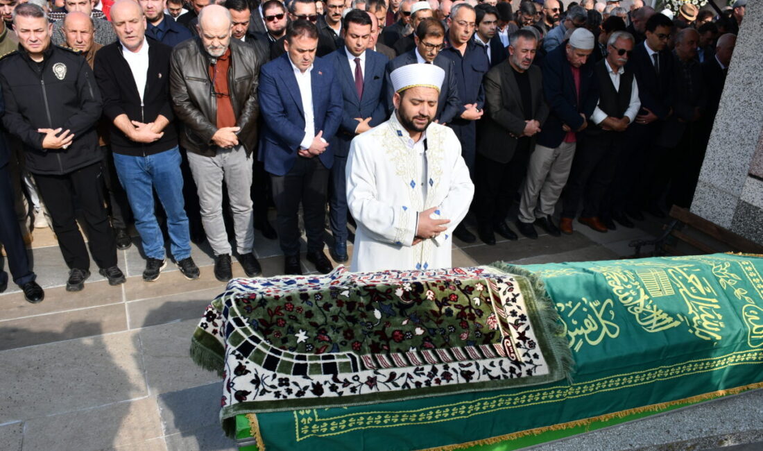  Ankara'da tedavi gördüğü hastanede 83 yaşında yaşamını yitiren, Kültür ve