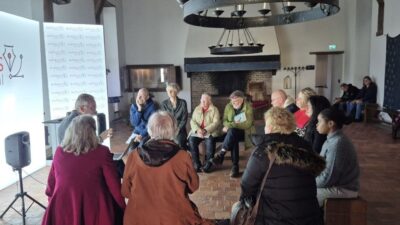 Bu yıl "sözün gücü" sloganıyla düzenlenen yazar ve okur festivali