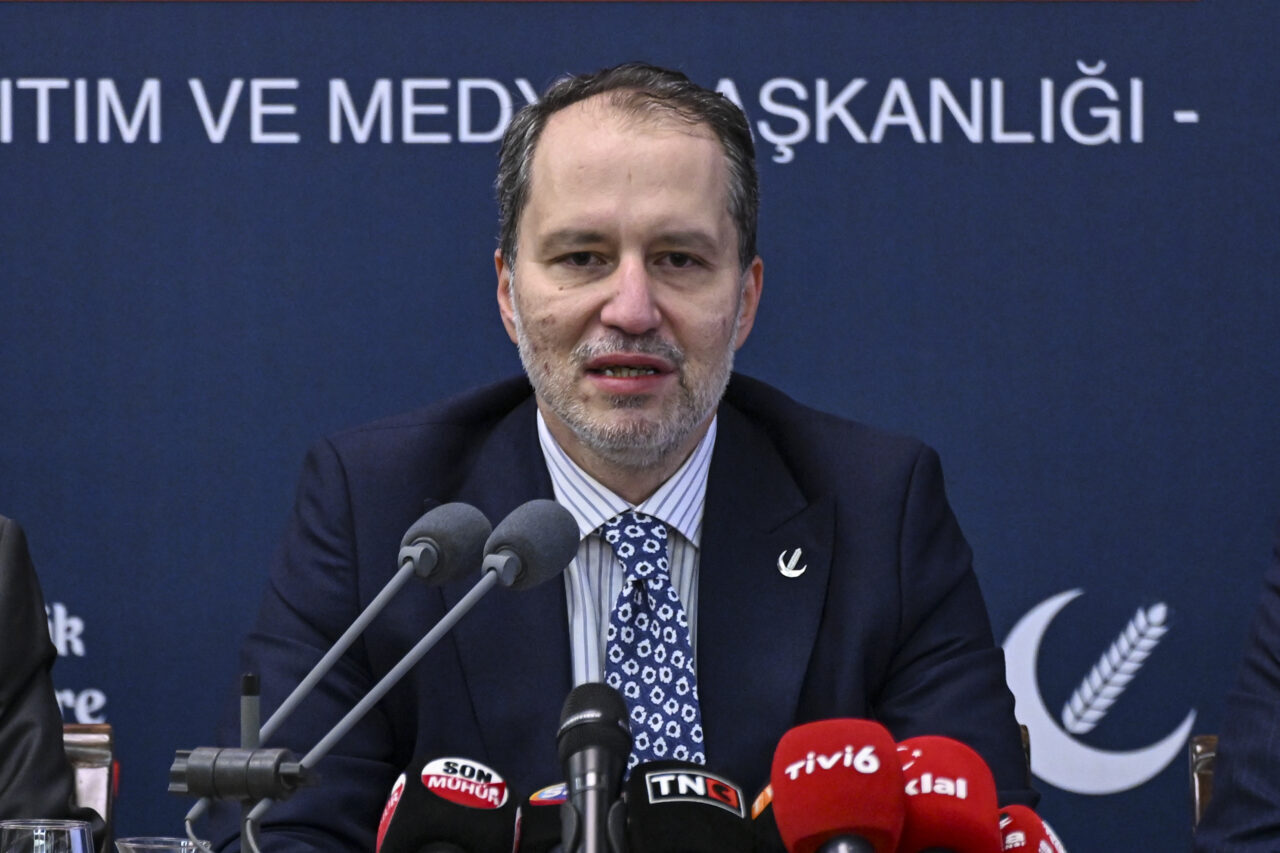 Yeniden Refah Partisi Genel Başkanı Fatih Erbakan, "Birinci büyük kongremizde