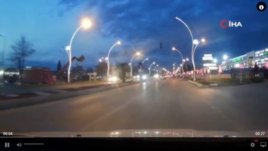 Edirne’nin Atatürk Bulvarı kavşağında kırmızı