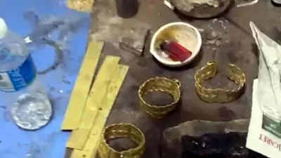 Avcılar’da yapılan bir ihbar üzerine, dışarıdan güzellik merkezi gibi görünen